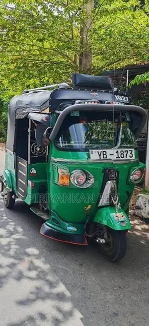 Bajaj RE Three Wheeler 2010