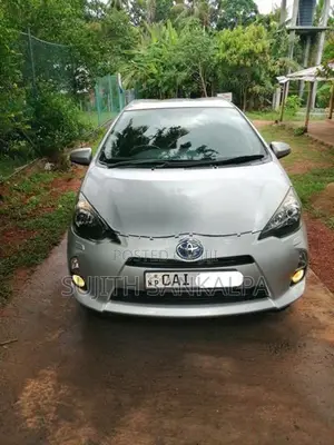 Toyota Aqua 2012