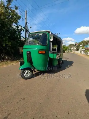 Bajaj RE 2003
