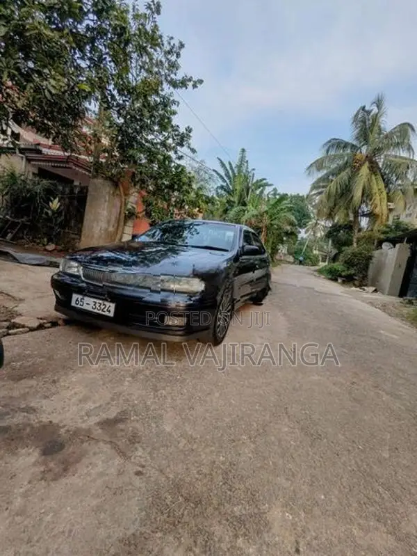 Nissan Sunny 1998