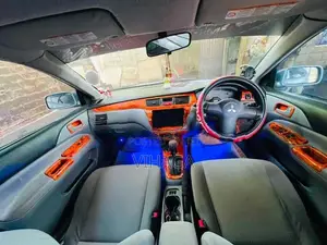 Mitsubishi Lancer Evolution IX 2008