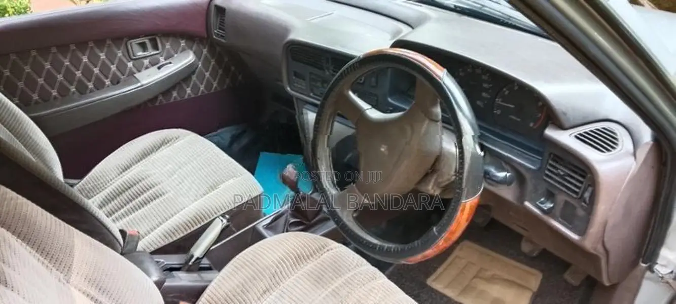 Toyota Carina 1990
