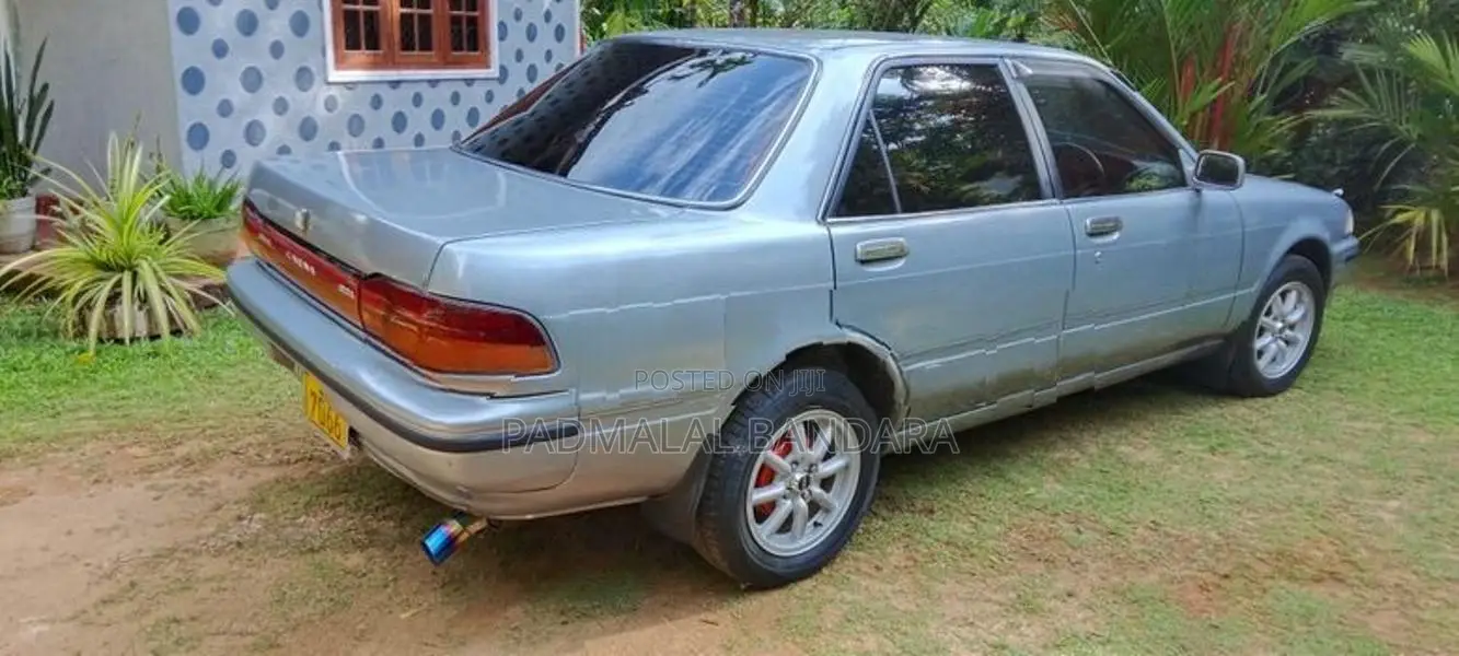 Toyota Carina 1990
