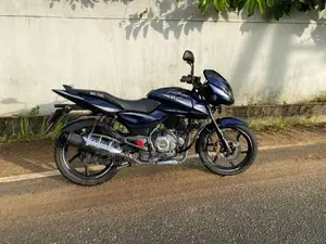 Bajaj Pulsar 150 2017