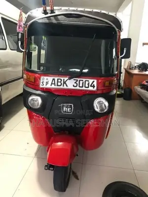 Bajaj RE 2016