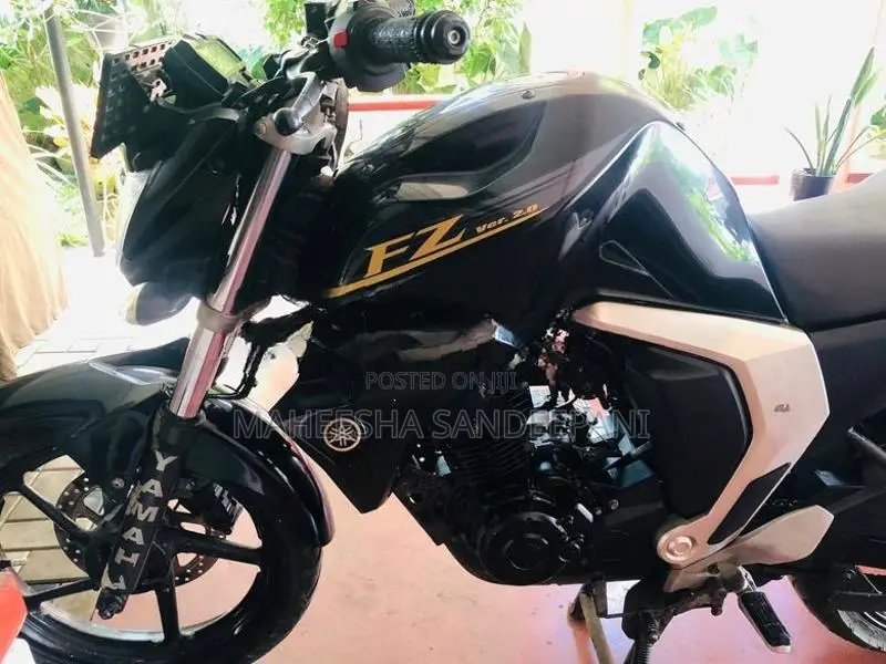 Yamaha FZs V2 2015
