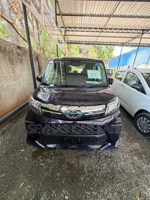 Toyota Roomy G 2023