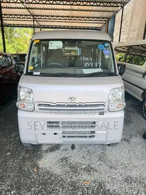 Nissan Clipper 2023