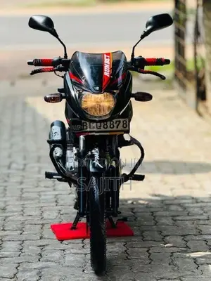 Bajaj Pulsar 150 2015