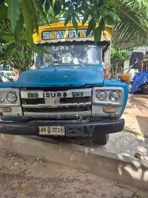 Isuzu TX 1984