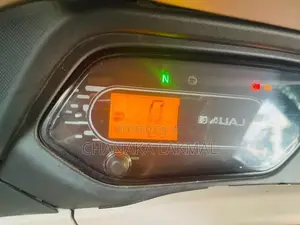 Bajaj RE 4 Stroke 2026