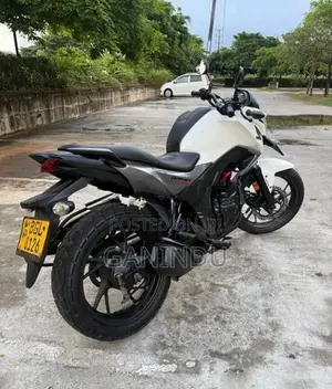 Honda CB Hornet 160R 2018
