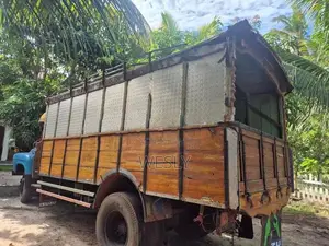 Isuzu TX 1984