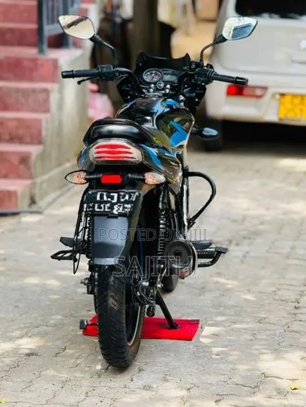 Bajaj Discover 125 2024