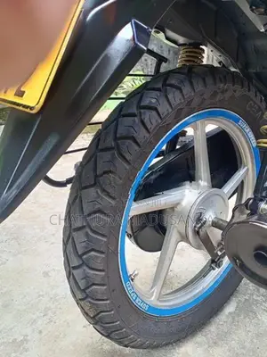 Bajaj Platina 100 2017