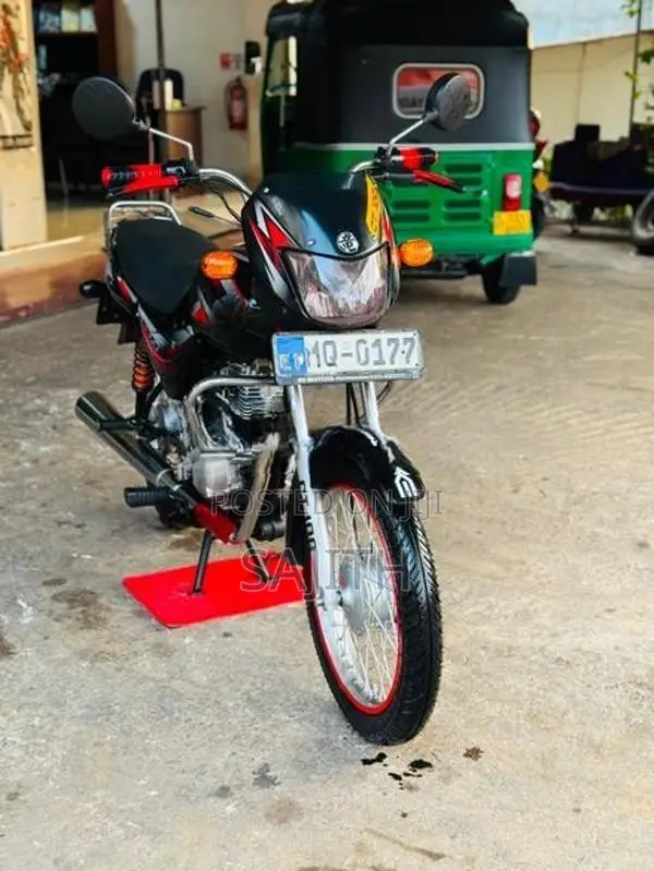 Bajaj CT100 2006
