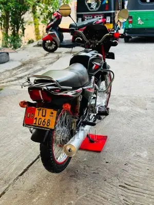 Bajaj CT100 2008