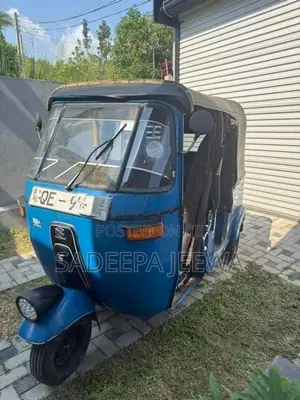 Bajaj RE 2006
