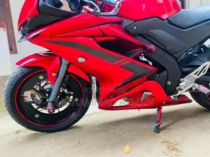 Yamaha R15 2019