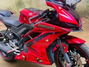 Yamaha R15 2019