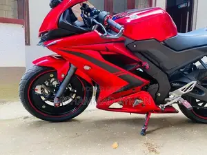 Yamaha R15 2019