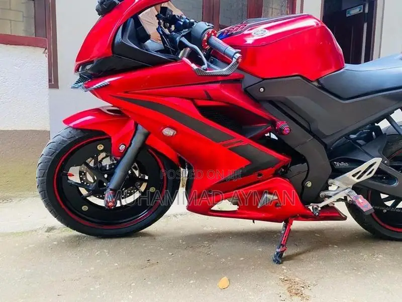 Yamaha R15 2019