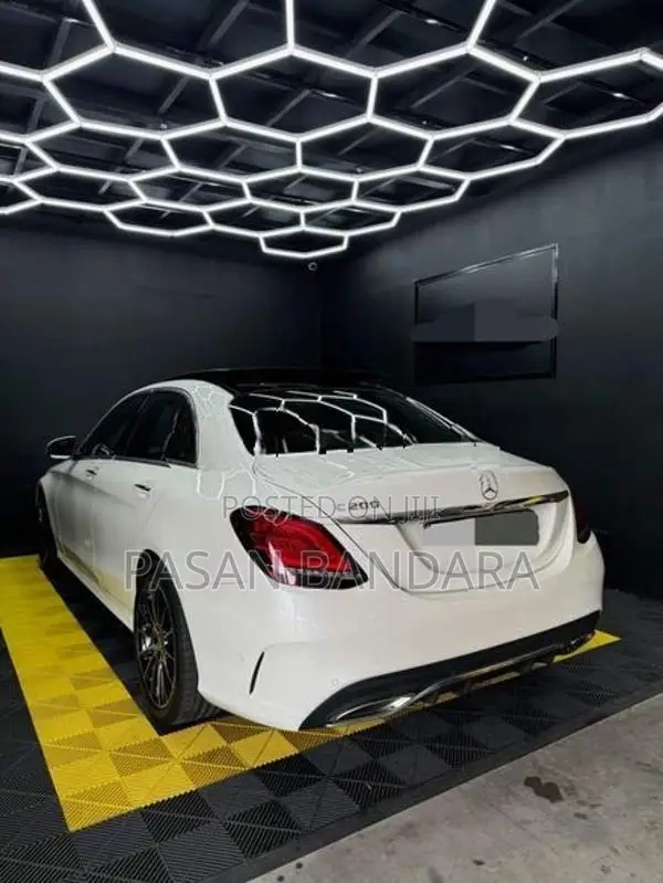 Mercedes Benz C200 Premium Plus Spec 2018