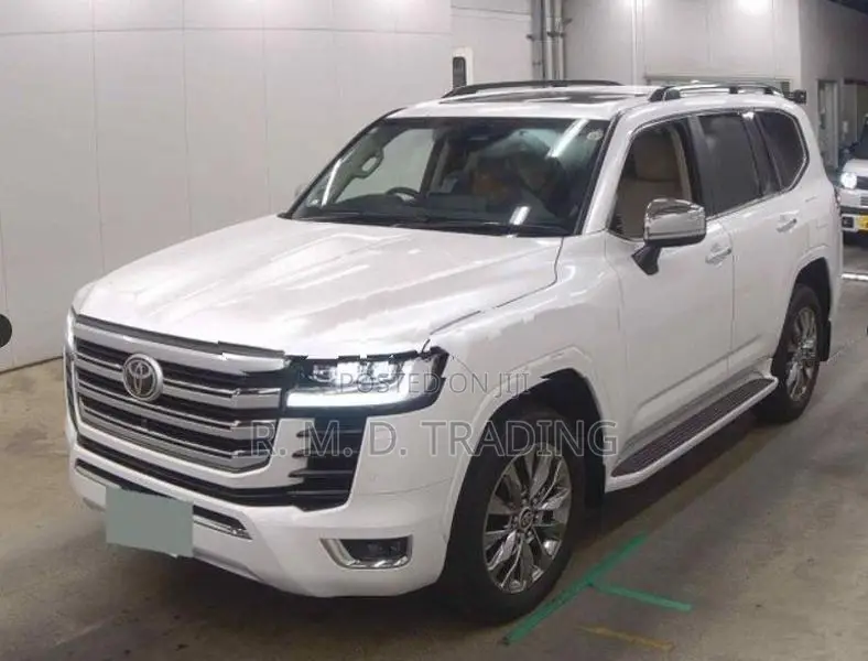 Toyota Land Cruiser ZX 2025
