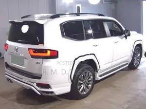 Toyota Land Cruiser ZX 2026