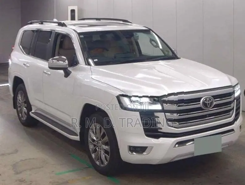 Toyota Land Cruiser ZX 2025