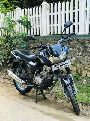 Bajaj Discover 125 2016