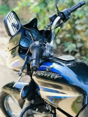 Bajaj Discover 125 2016