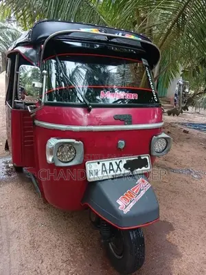 Piaggio Ape Thrweel 2015