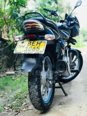 Bajaj Discover 125 2016