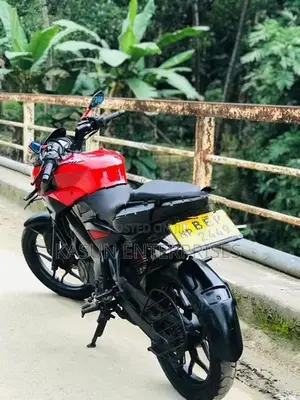 Bajaj Pulsar NS 150 2016