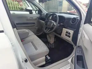 Daihatsu Boon 2023