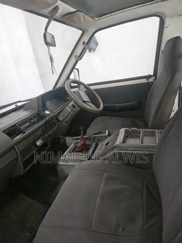 Nissan Vanette 1992 CR 23