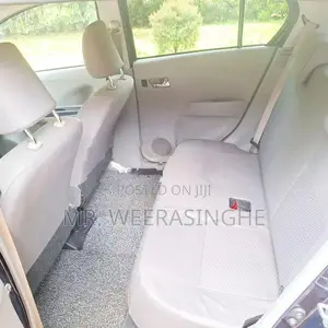 Daihatsu Mira 2015