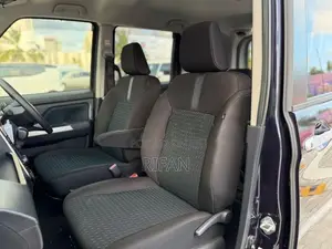 Toyota Roomy GT Turbo 2024