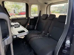 Toyota Roomy GT Turbo 2024