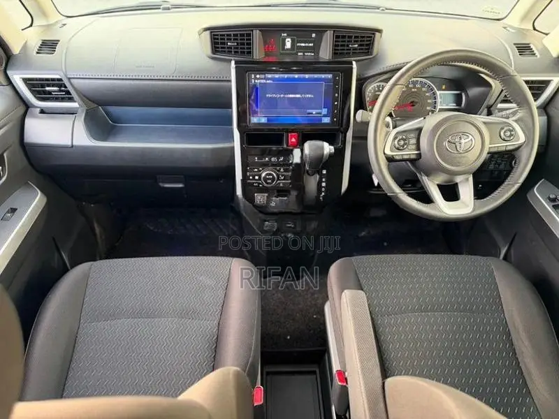 Toyota Roomy GT Turbo 2024