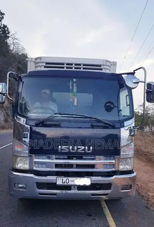 Isuzu Forward 4HK1 2021