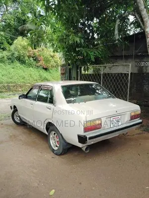 Nissan Sunny B3-10 1982