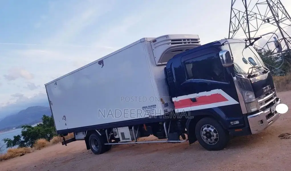 Isuzu Forward 4HK1 2021