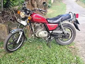 Suzuki GN 125 gn125 2004