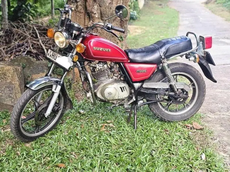 Suzuki GN 125 gn125 2004