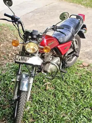Suzuki GN 125 gn125 2004