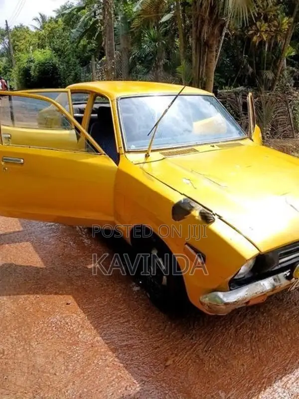 Nissan 1975
