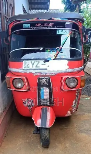 Bajaj RE 2012