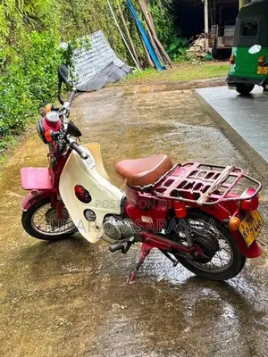 Honda MD 90 RED 2010